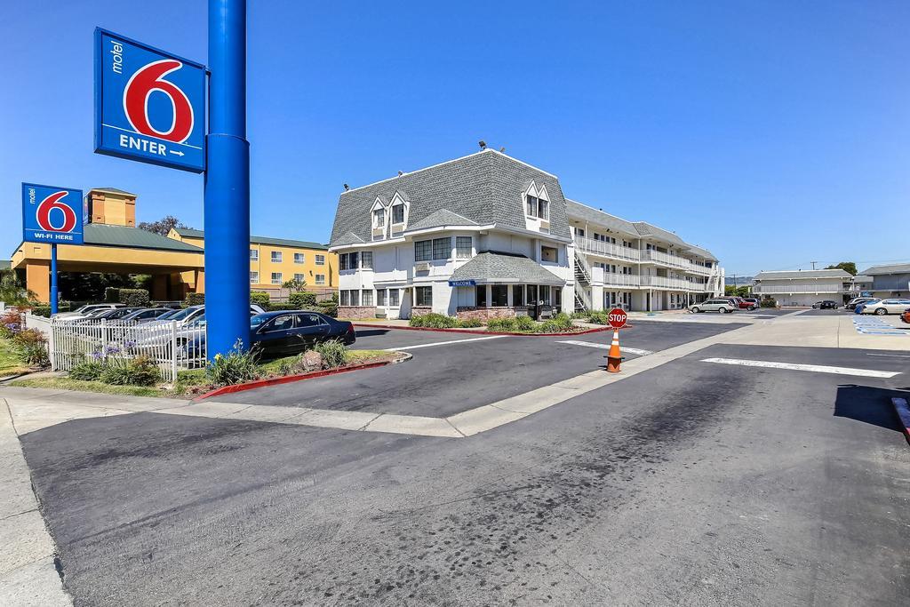 Motel 6-Oakland, Ca - Airport Exterior photo