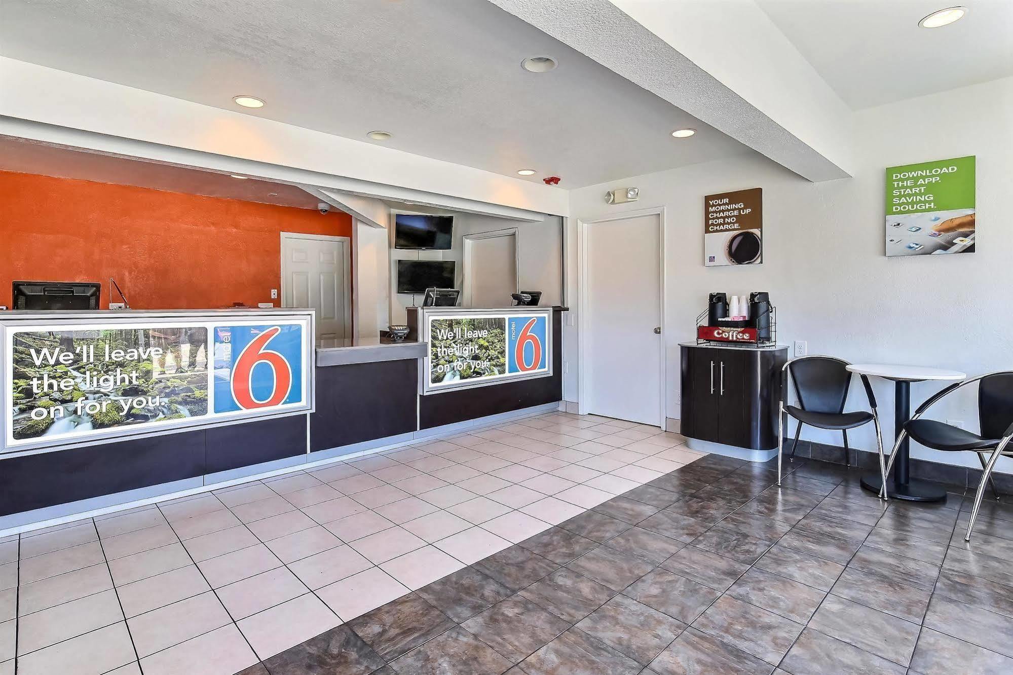 Motel 6-Oakland, Ca - Airport Exterior photo